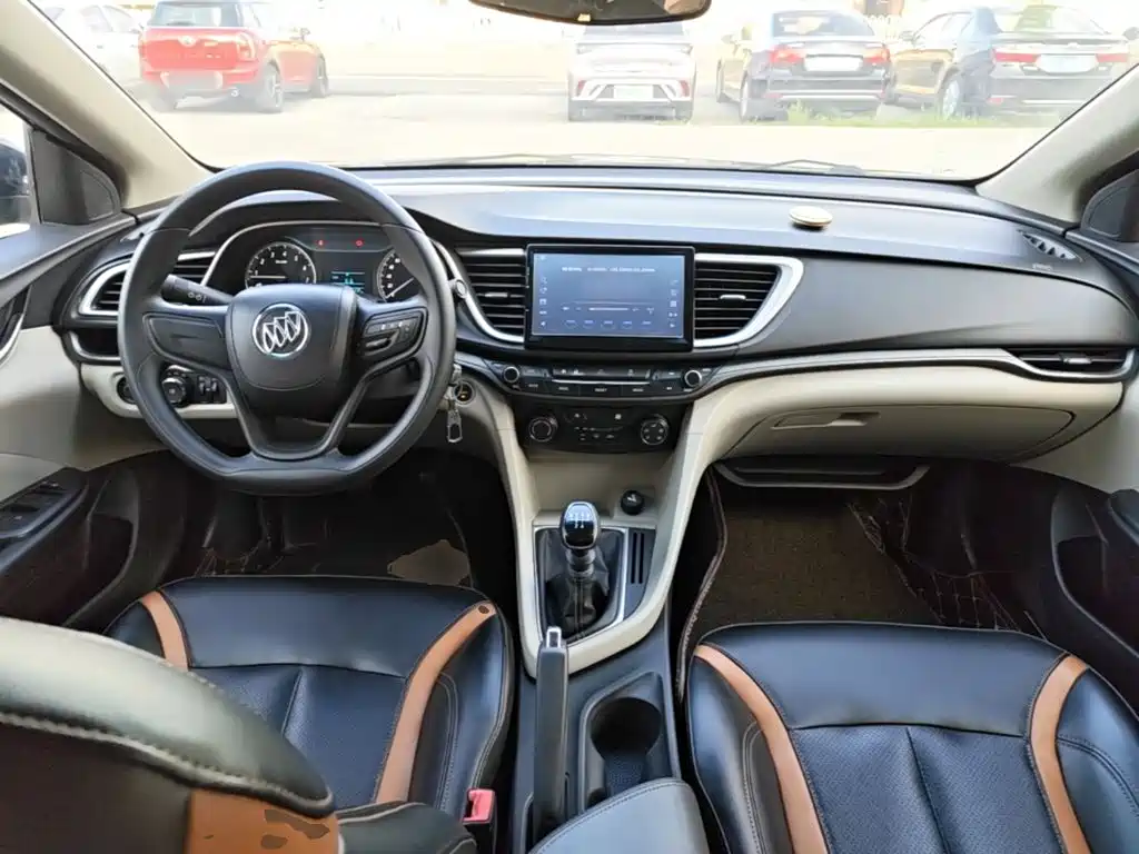 Фото 10 - Buick Excelle