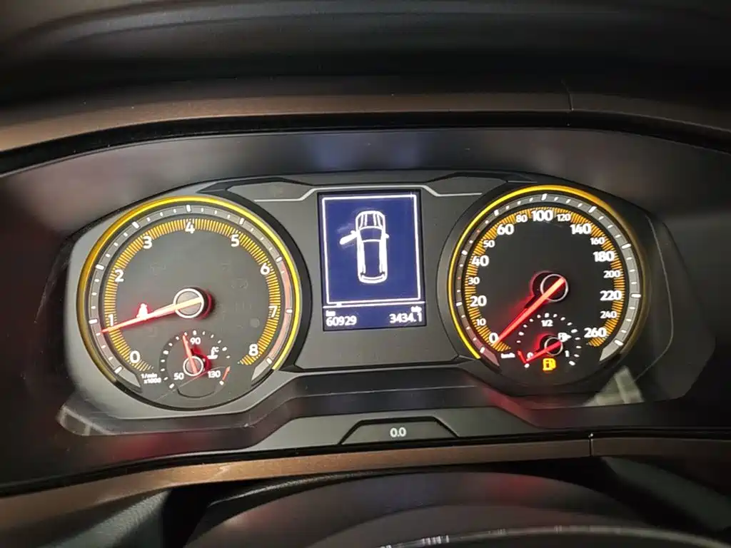 Volkswagen Tharu, миниатюра 12