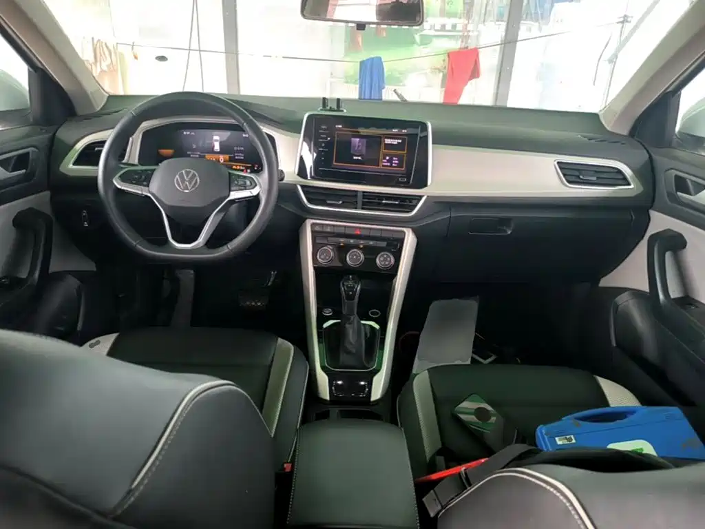 Volkswagen T-Roc, миниатюра 10