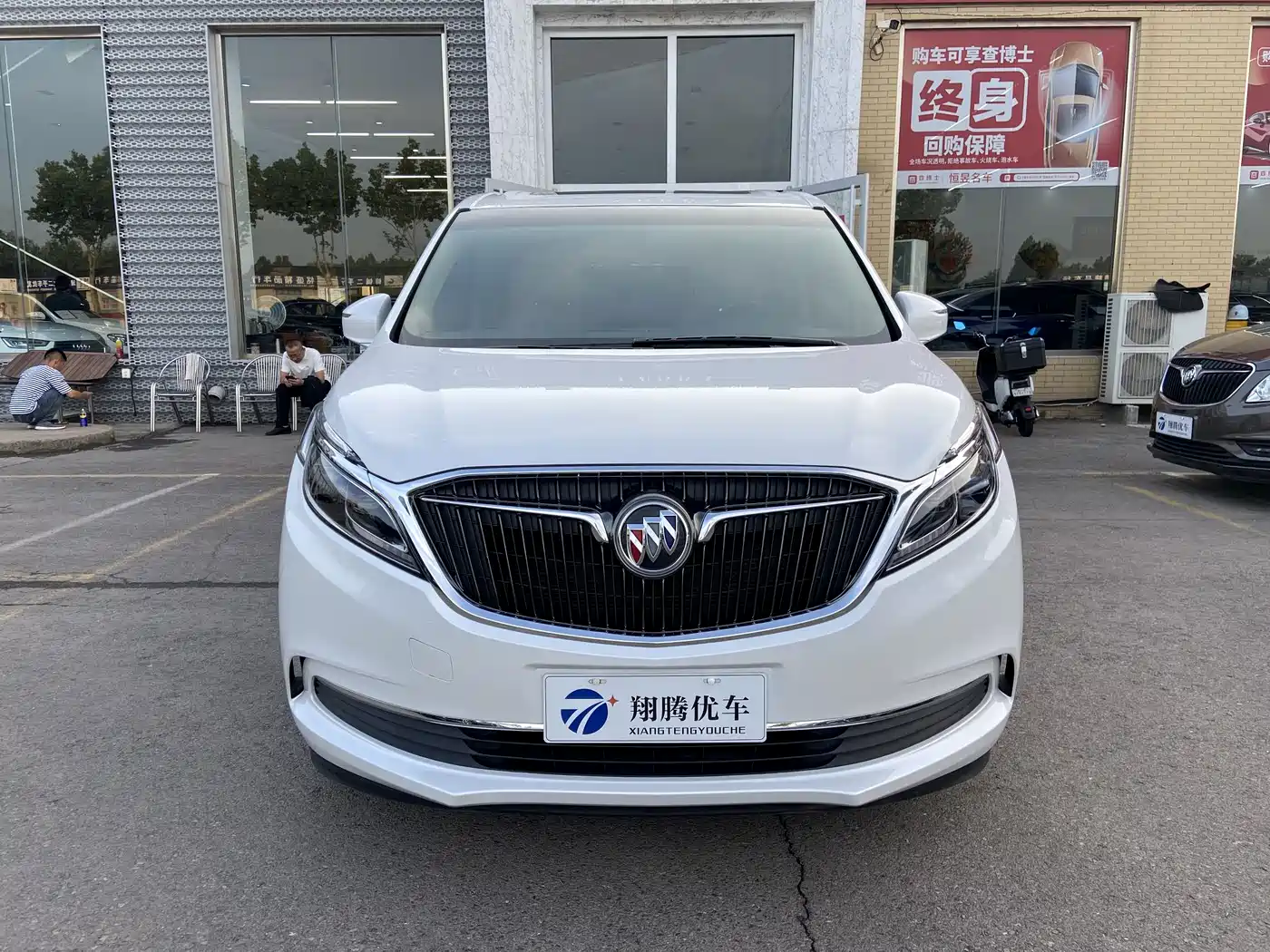 Buick GL8 2018 ES 28T Premium Type China VI фото 2