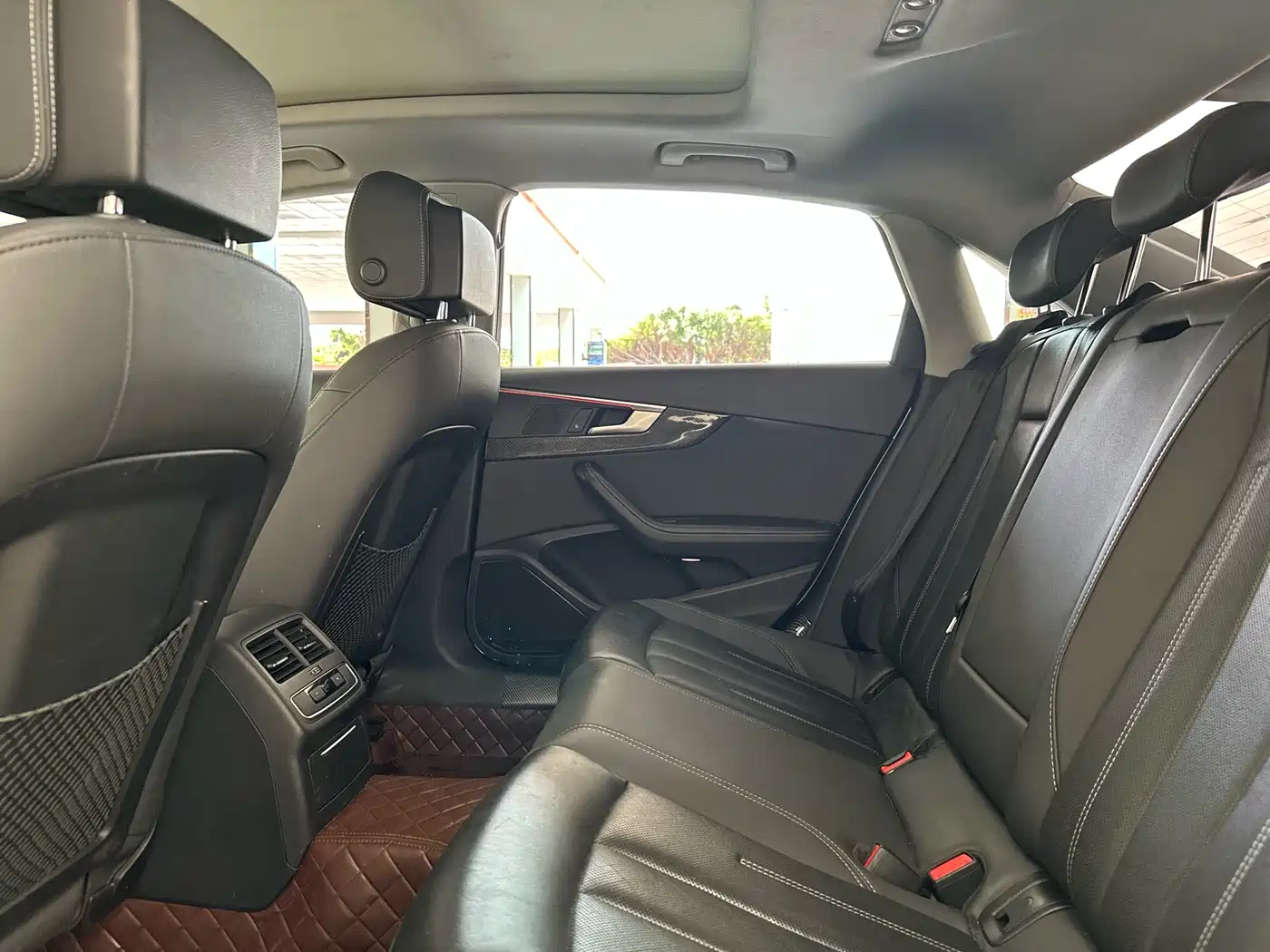 Audi A4L 2020 40 TFSI quattro Luxury Dynamic фото 7