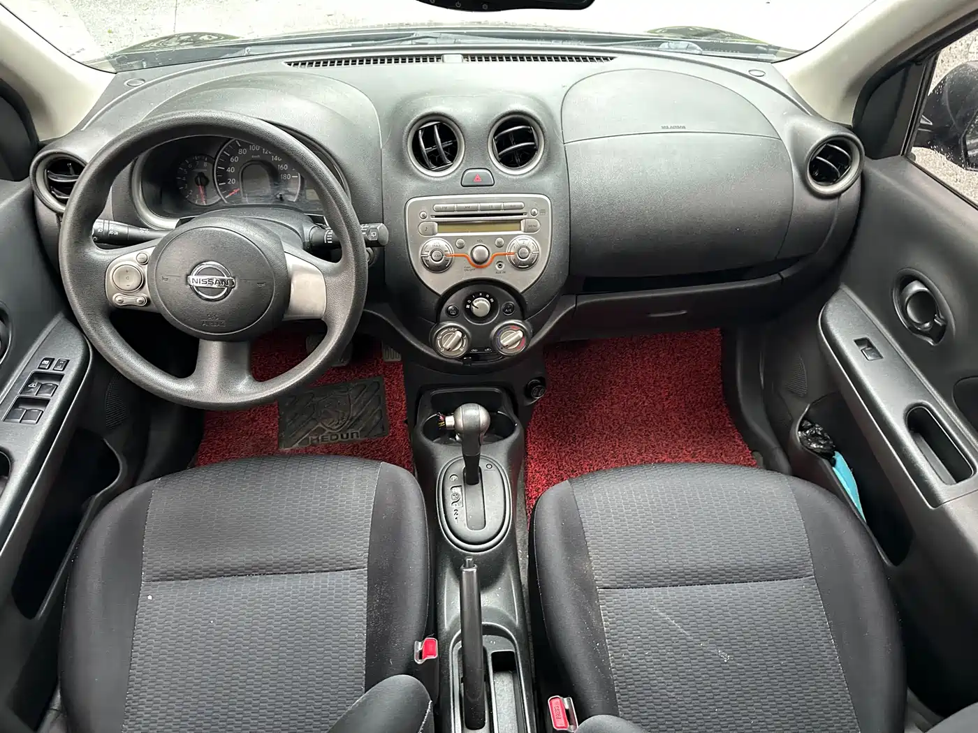 Nissan March 2011 2010 1.5L Automatic Easy Shine Edition