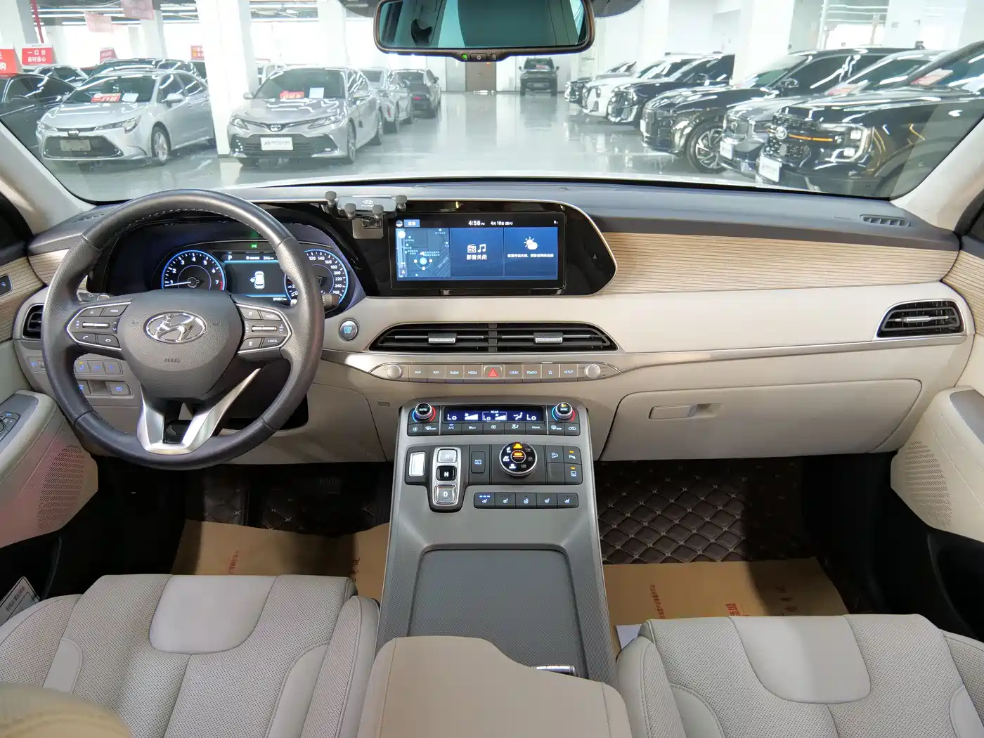 Hyundai Palisade 2021 3.5L Automatic 4WD GLS фото 10