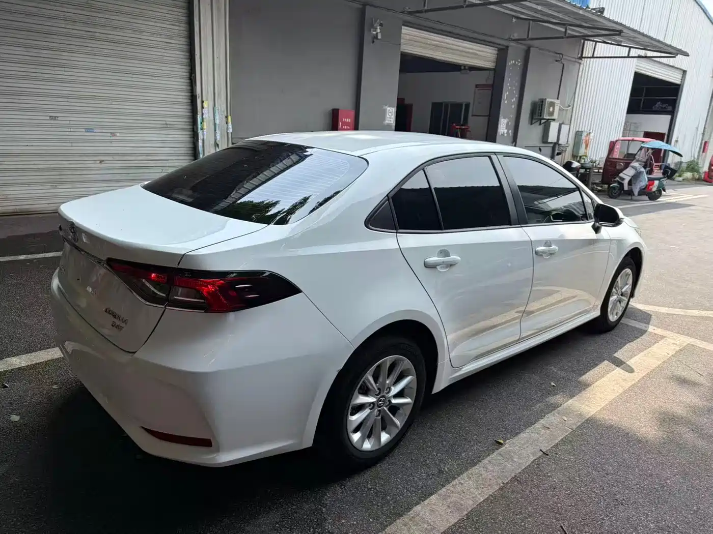 Toyota Corolla 2021 1.2T S-CVT Elite PLUS Edition фото 13