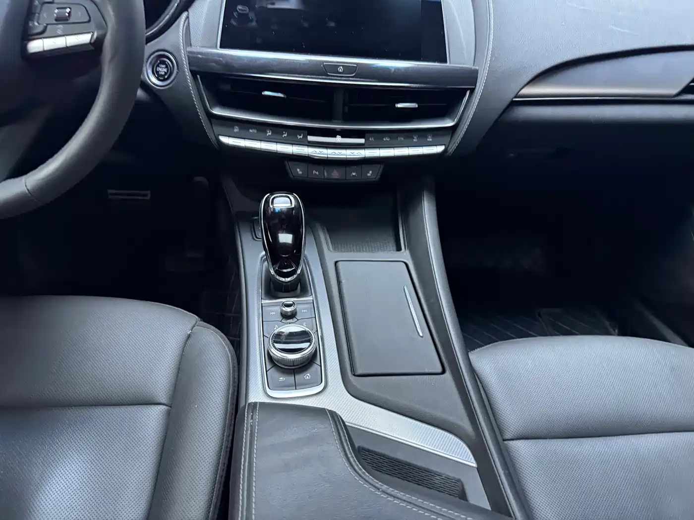 Cadillac CT5 2022 28T Premium Edition фото 13