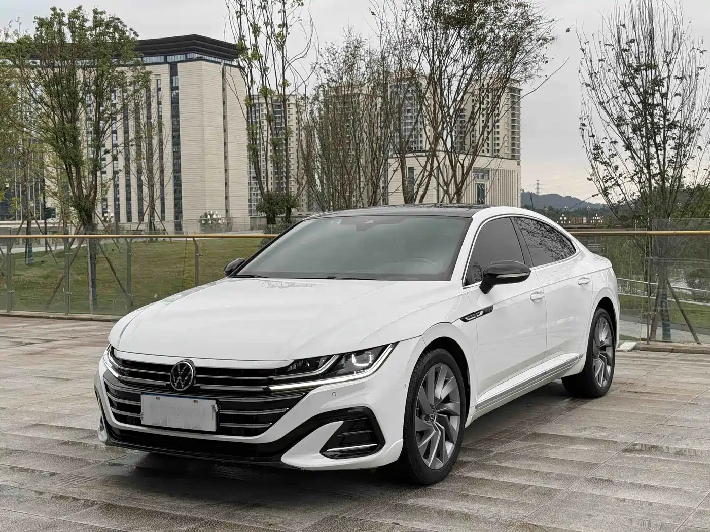 Volkswagen FAW-Volkswagen CC 2021 380TSI Eye-catching Edition фото 15