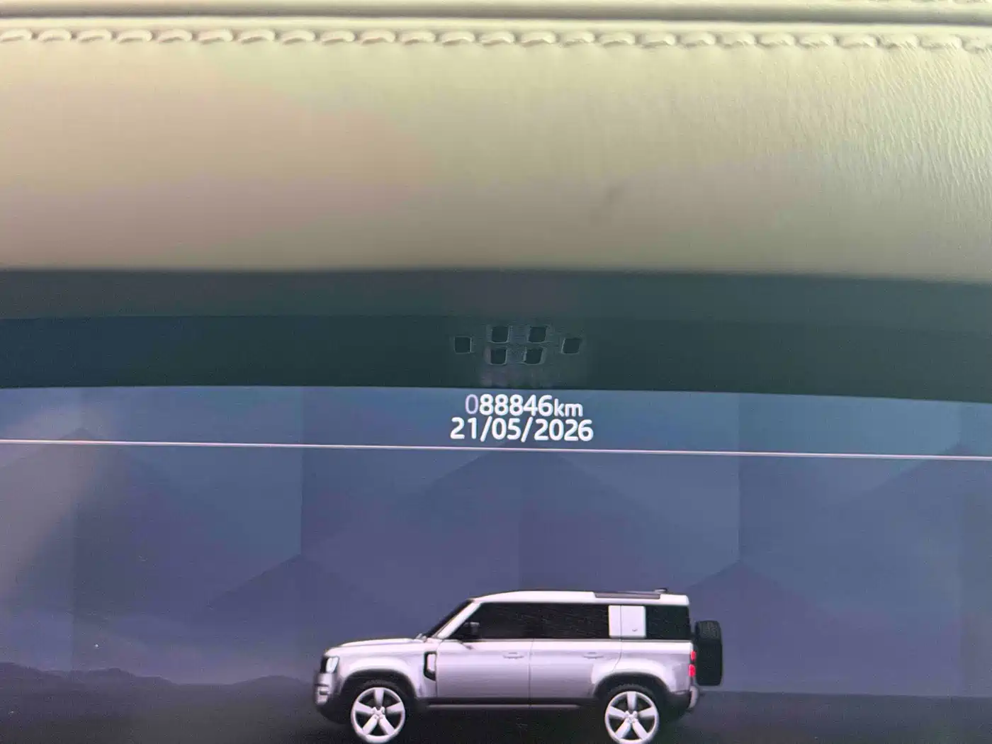 Land Rover Defender 2020 Model 110 P400 HSE фото 4