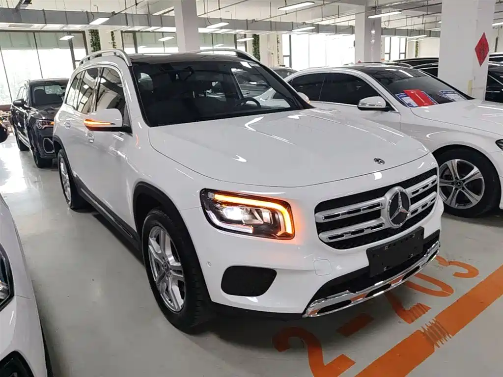 Mercedes-Benz GLB 2020 GLB 200 Dynamic фото 4