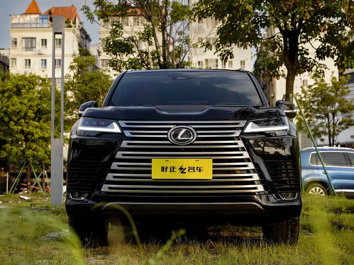 Lexus LX 2026 2025 700h VIP World Edition