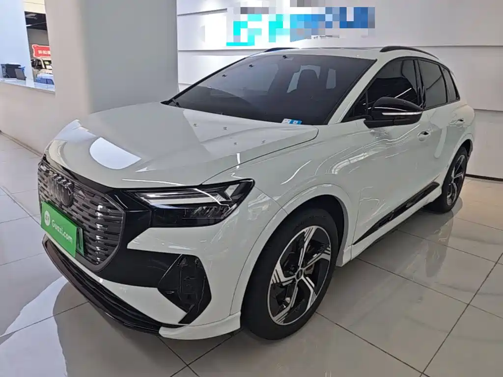 Photo 1 - Audi Q4 e-tron