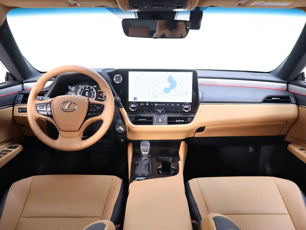 Lexus ES 2026 2025 200 Ultimate Edition