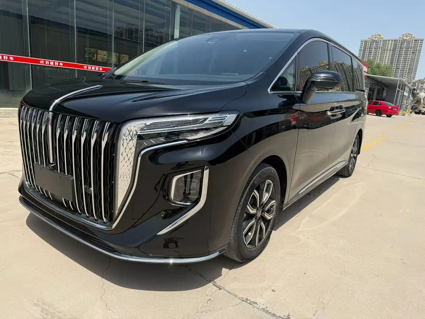 Hongqi HQ9 2023 2.0T Smart Connect Flag Enjoy Edition