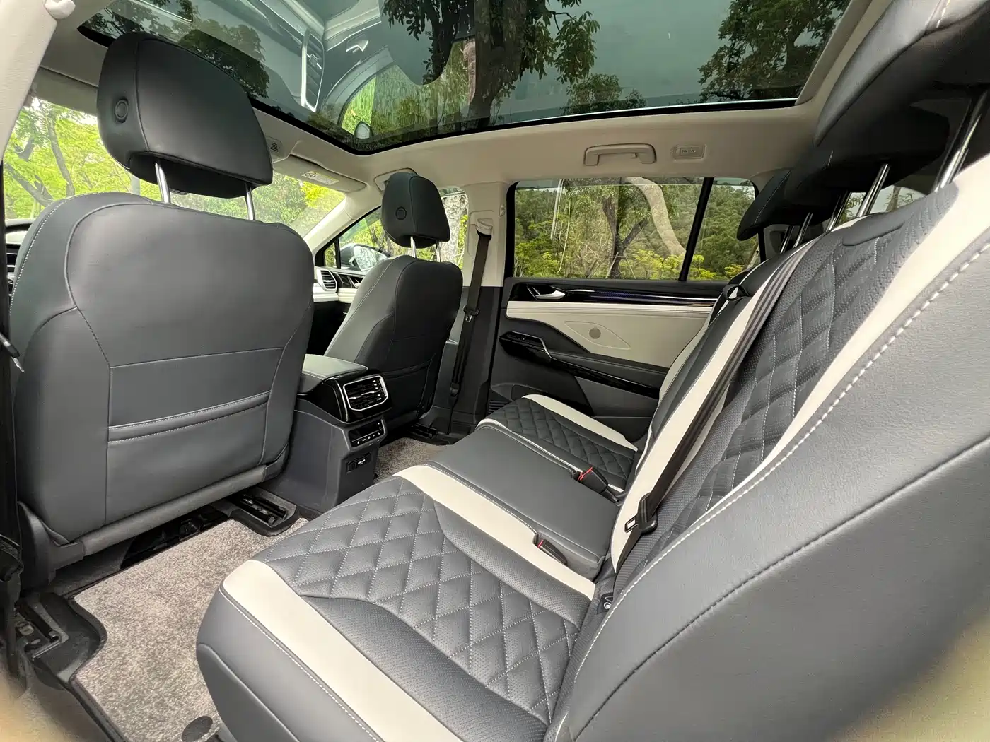 Volkswagen ID.6 CROZZ 2022 Long Range Lite PRO Version фото 6