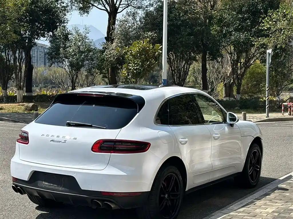 Porsche Macan 2014 Macan 2.0T фото 13