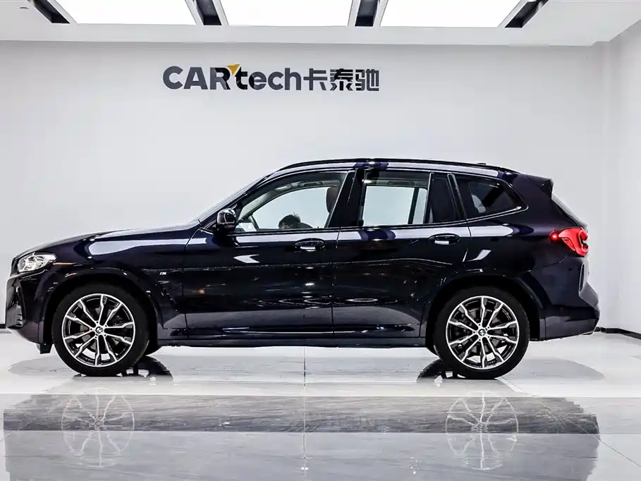 BMW X3 2023 Facelift xDrive30i Leading M Night Package фото 3