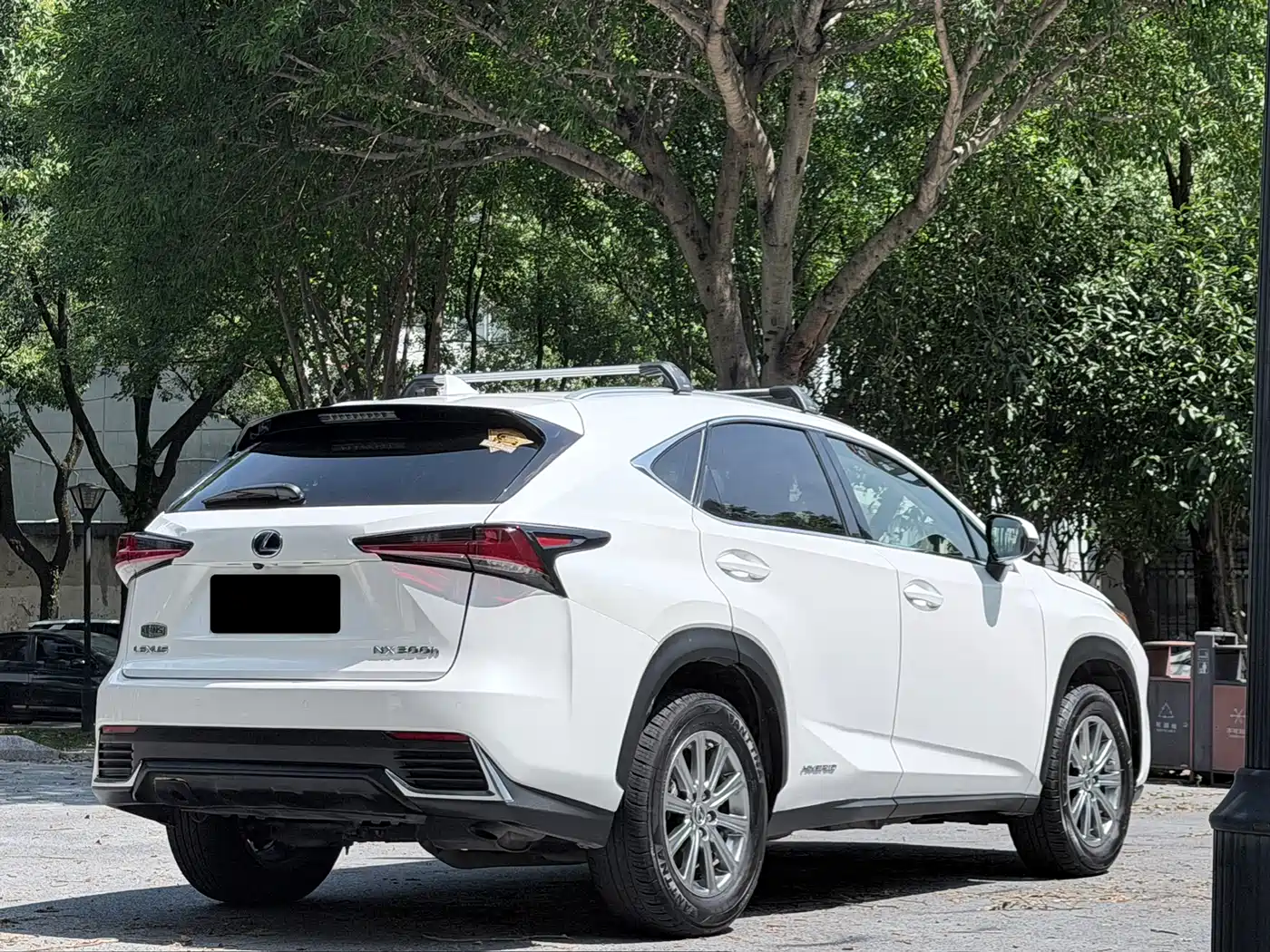 Photo 15 - Lexus NX