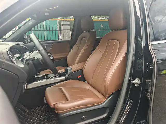 Mercedes-Benz GLB 2023 GLB 220 Style — фото 5
