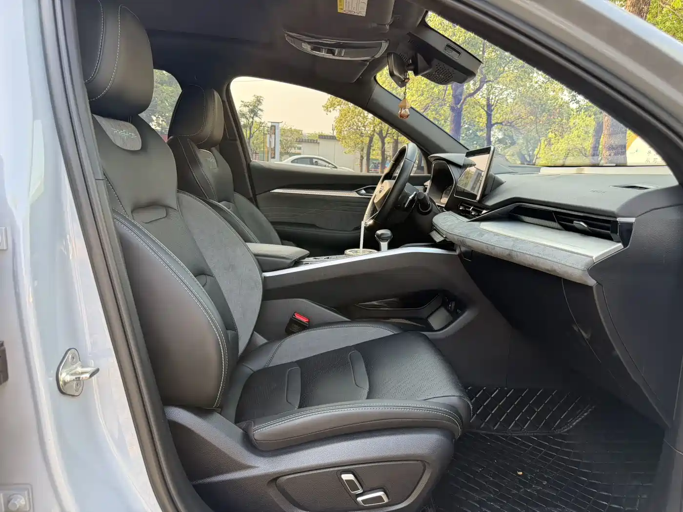 GEELY AUTOMOBILE XINGRUI