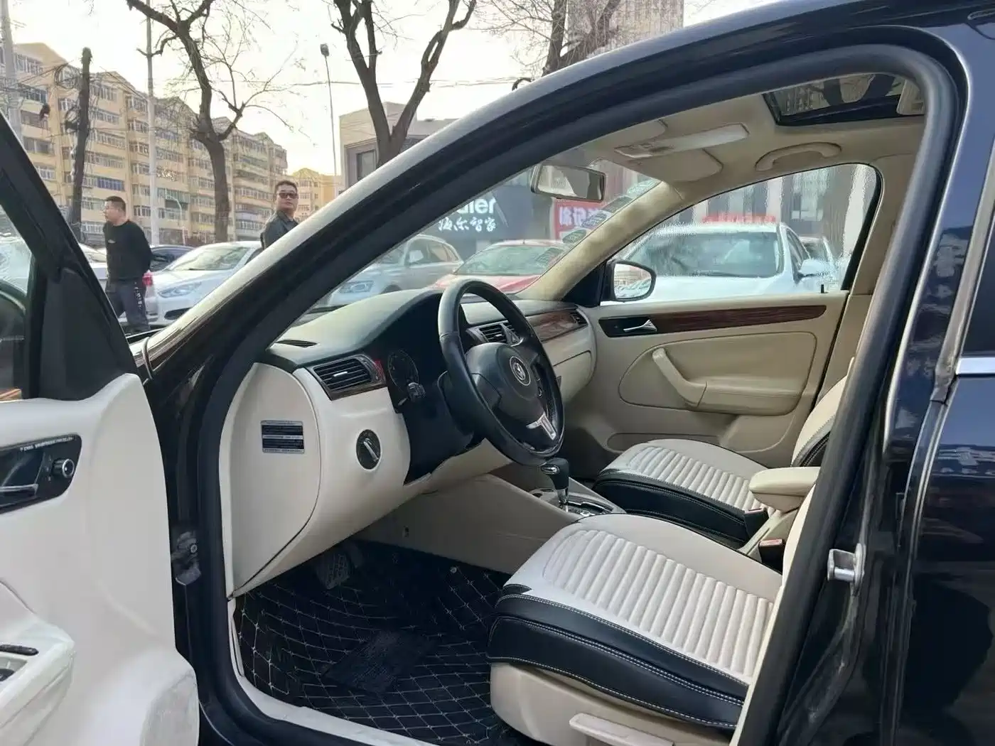 Volkswagen Bora 2008 Model 1.6L Automatic Luxury фото 7