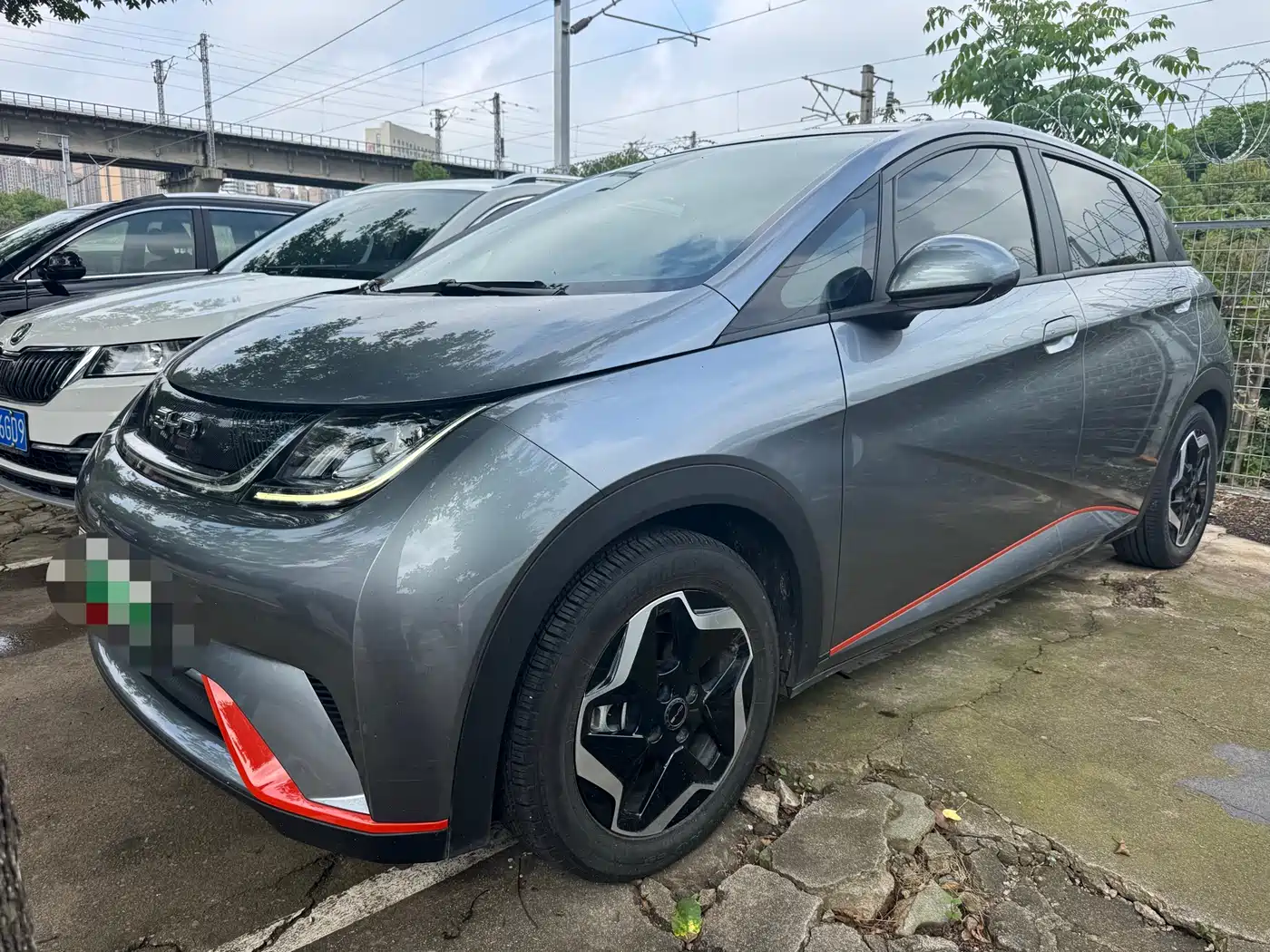 BYD Dolphin 2021 Model 405km Fashion Edition
