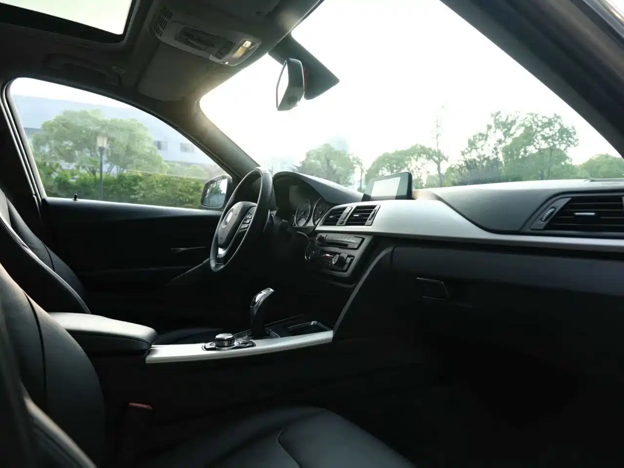 BMW 3 Series 2015 328Li Fashion фото 7