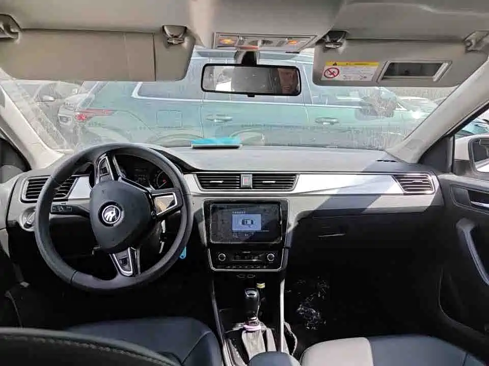 Škoda Rapid 2022 1.5L Automatic Comfort Edition фото 5