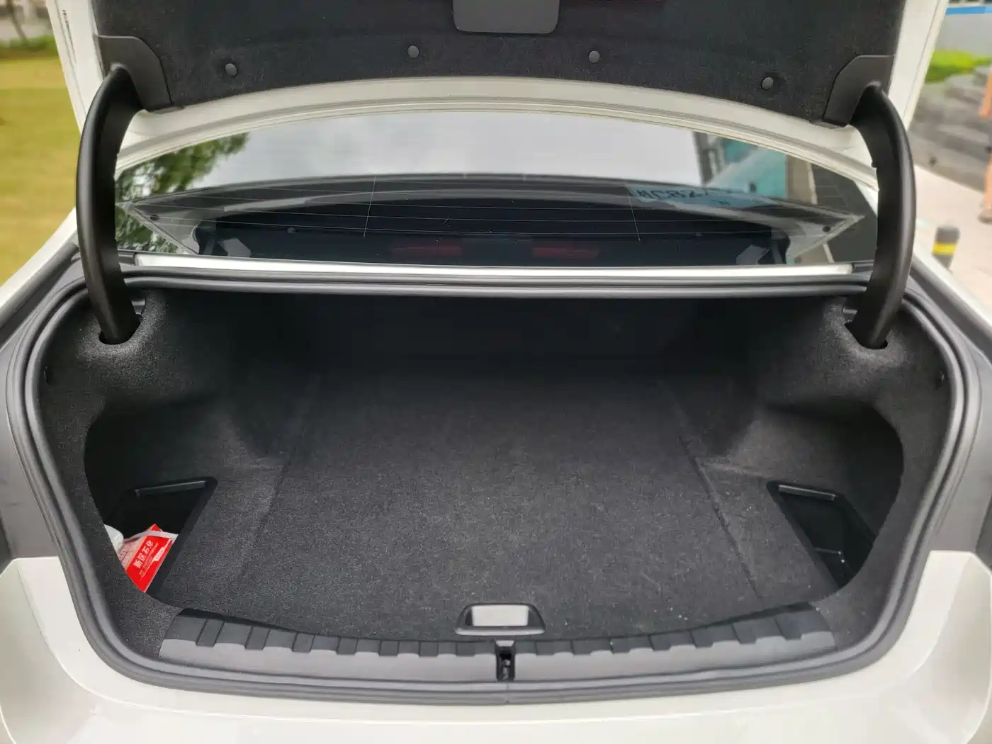 BMW i3 2024 eDrive 35 L фото 13