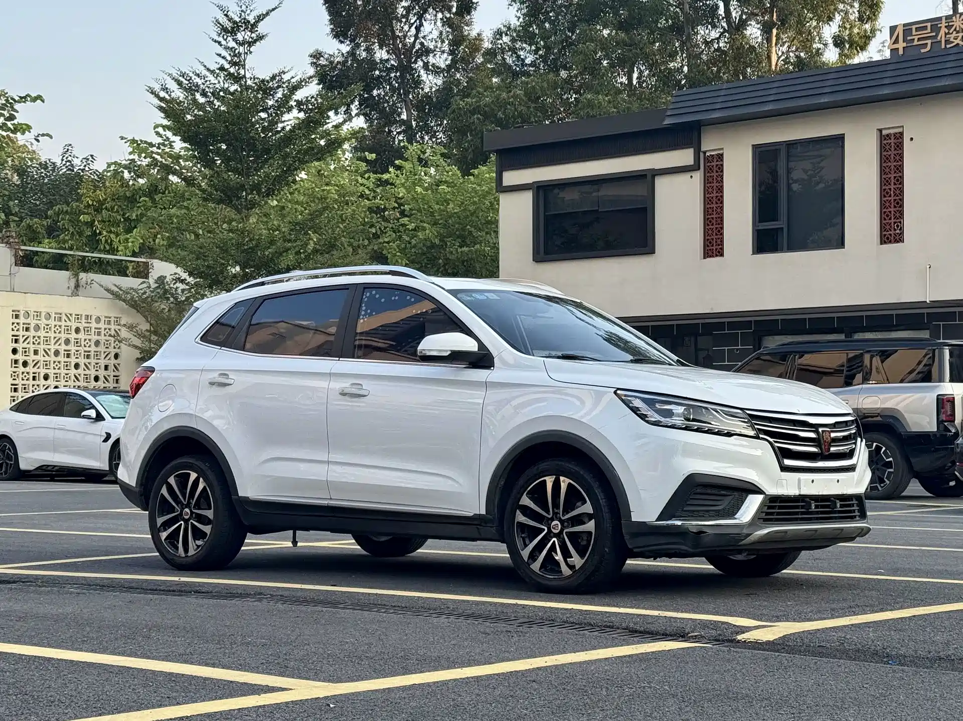 Фото 5 - Roewe RX3