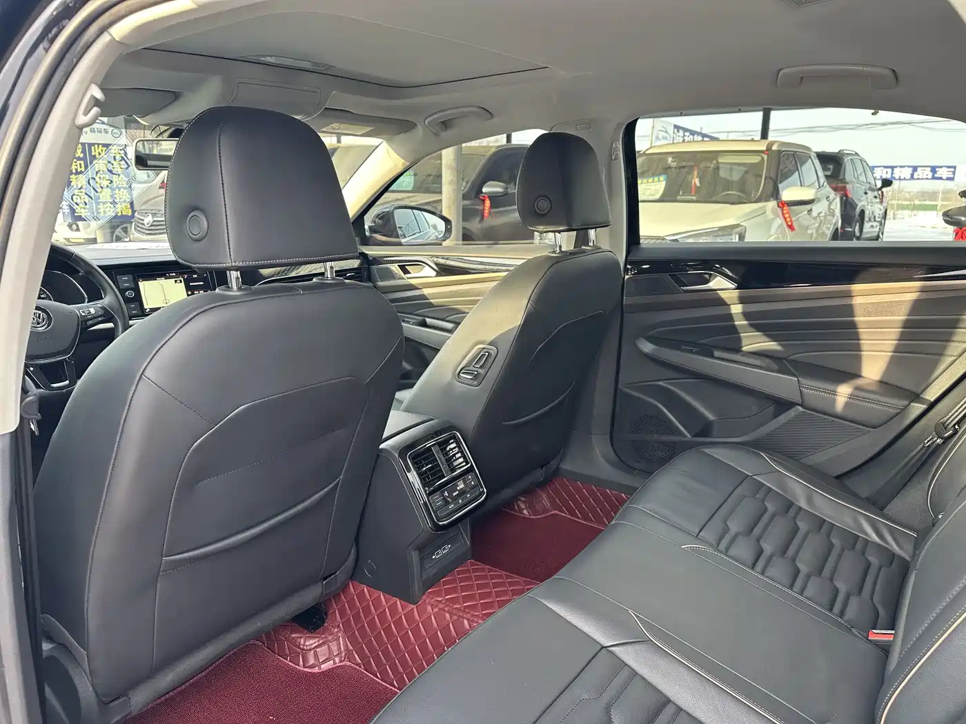 Volkswagen Passat 2019 280TSI Elite Edition China VI фото 6