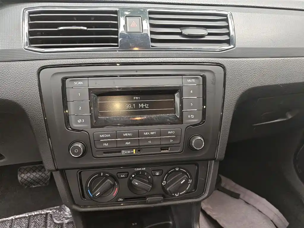 Volkswagen Santana 2021 1.5L Automatic Trend Edition фото 13