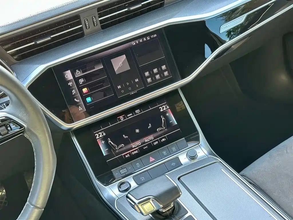 Audi A6L 2021 40 TFSI Luxury Sport фото 5