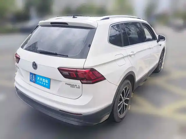 Volkswagen Tiguan L 2018 330TSI Automatic 2WD Luxury Edition — фото 2
