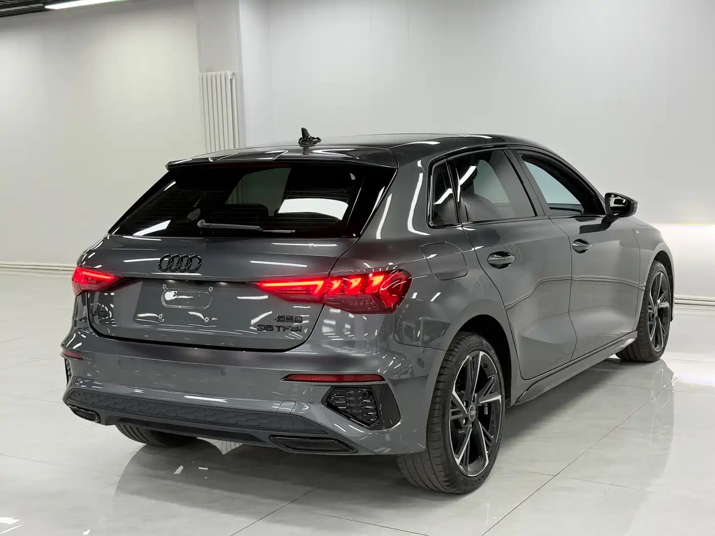 Audi A3 2023 Facelift Sportback 35 TFSI Fashion Sport фото 26