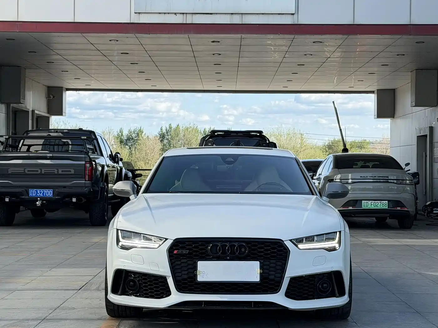 Audi RS 7 2016 RS 7 4.0T Sportback Performance фото 2