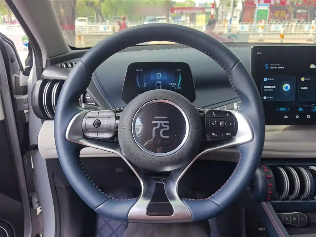 BYD Yuan PLUS 2022 510KM Premium фото 11