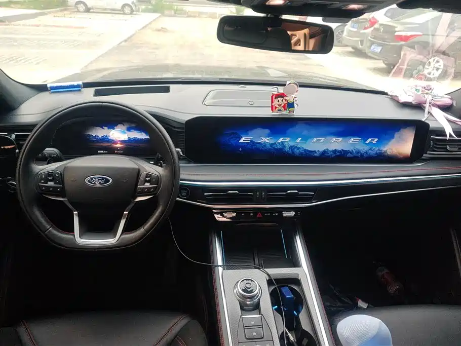 FORD EXPLORER
