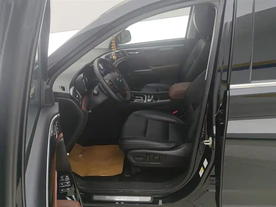 GAC Trumpchi Trumpchi GS8 2017 320T AWD Luxury Smart Connect (7-Seater) фото 9