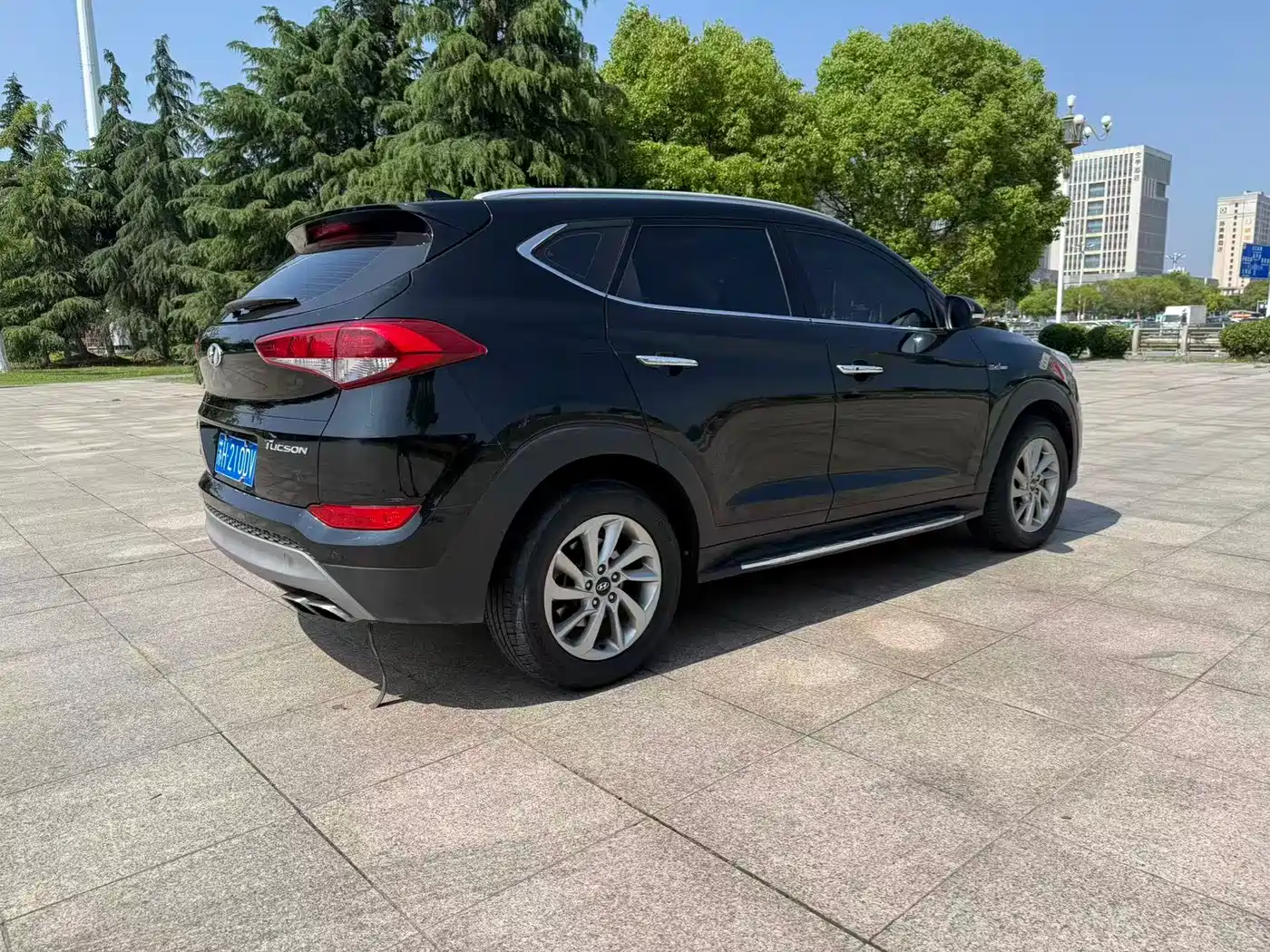 HYUNDAI TUCSON