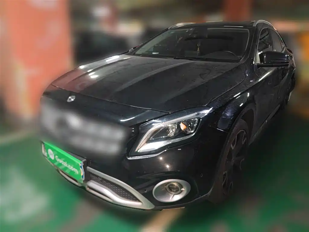 Mercedes-Benz GLA 2017 GLA 220 4MATIC Fashion