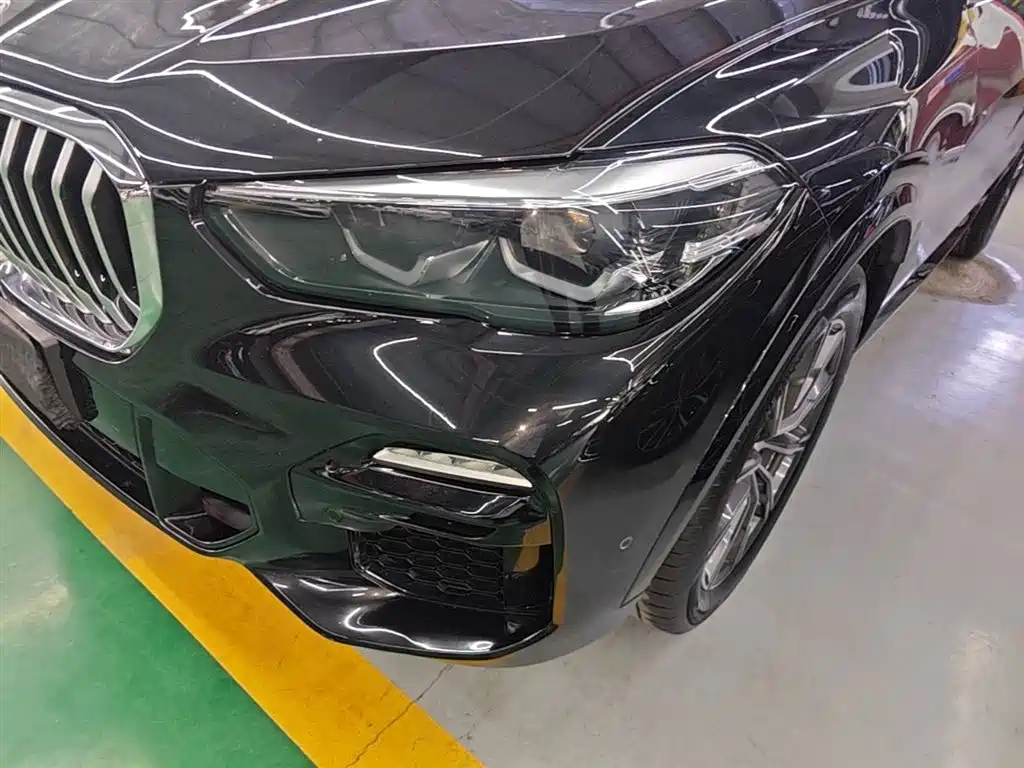 BMW X5 (Import) 2020 xDrive30i M Sport Package фото 24