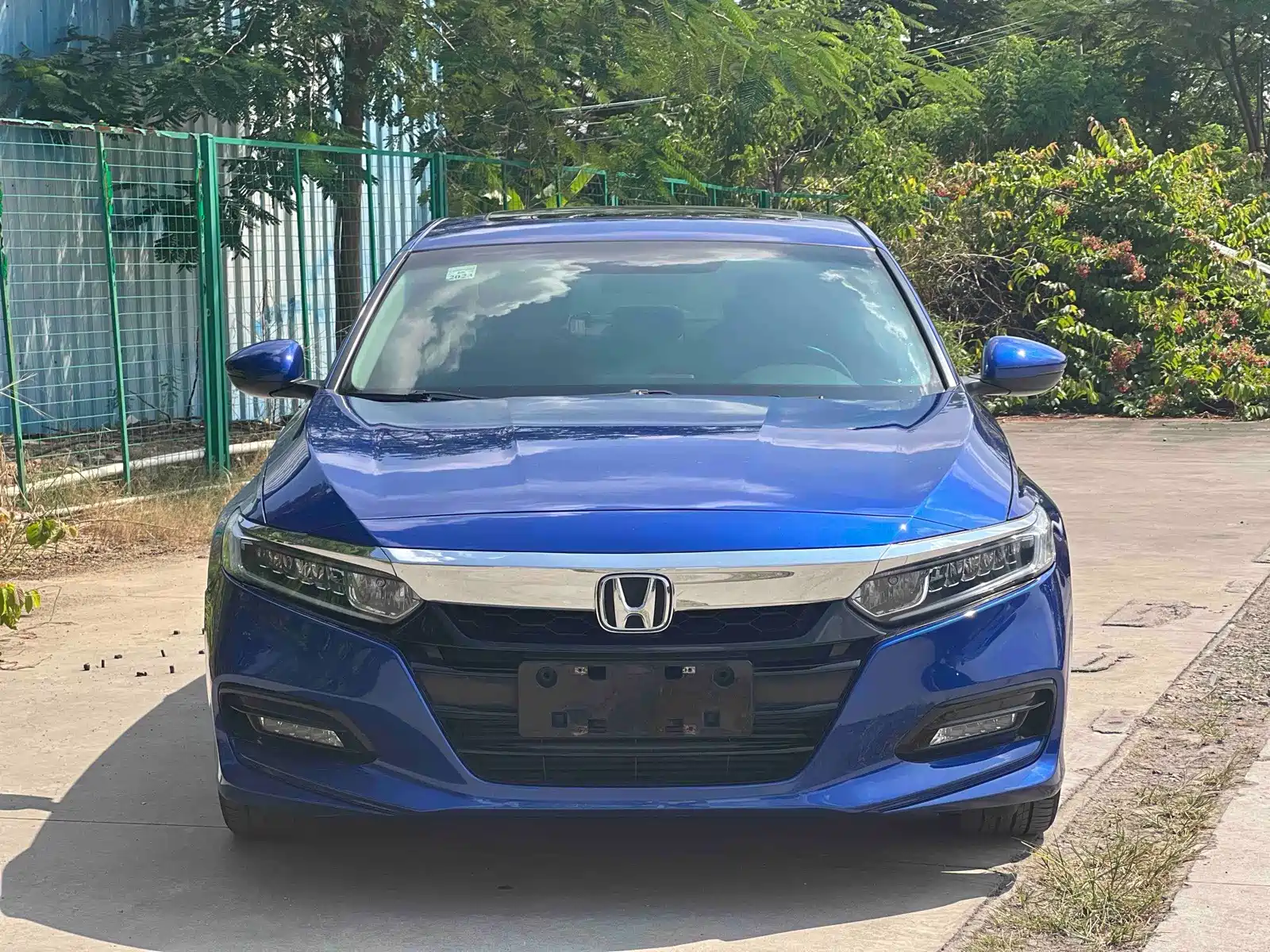 Фото 2 - Honda Accord
