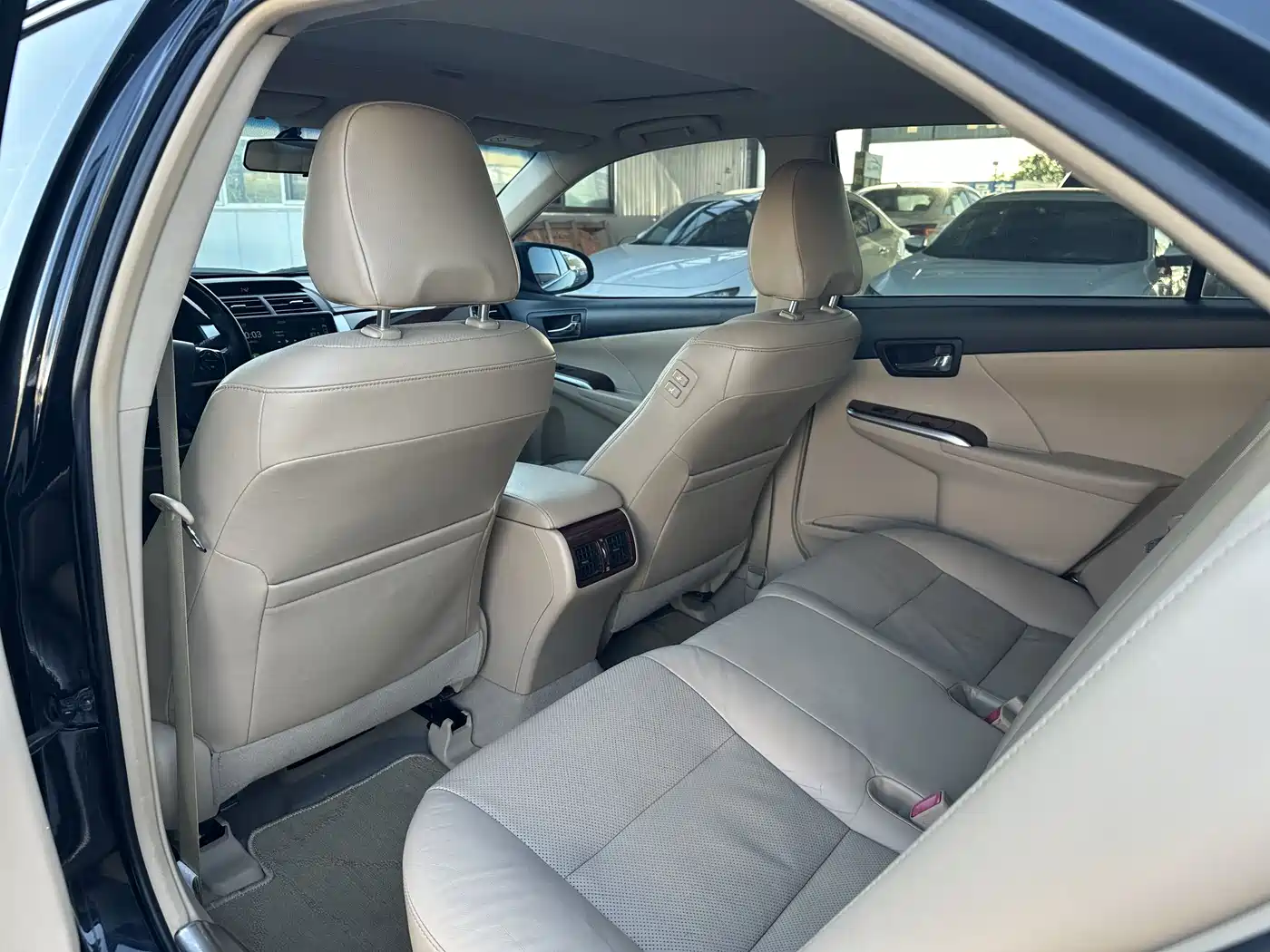 Toyota Camry 2012 2.0G Luxury Edition фото 6