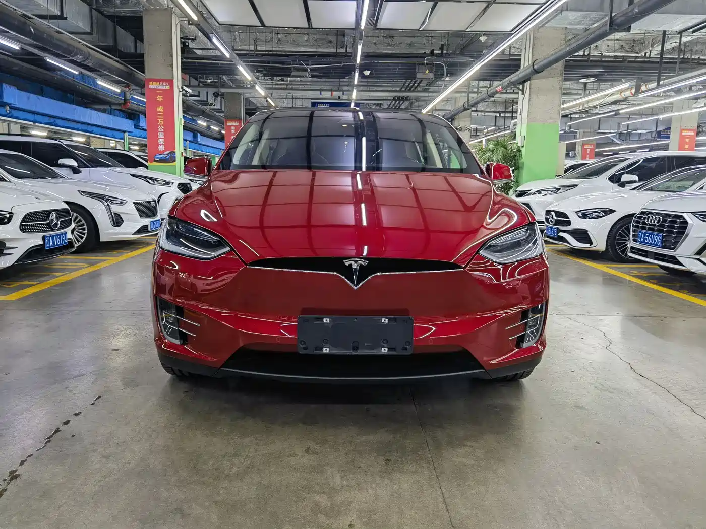 TESLA MODEL X