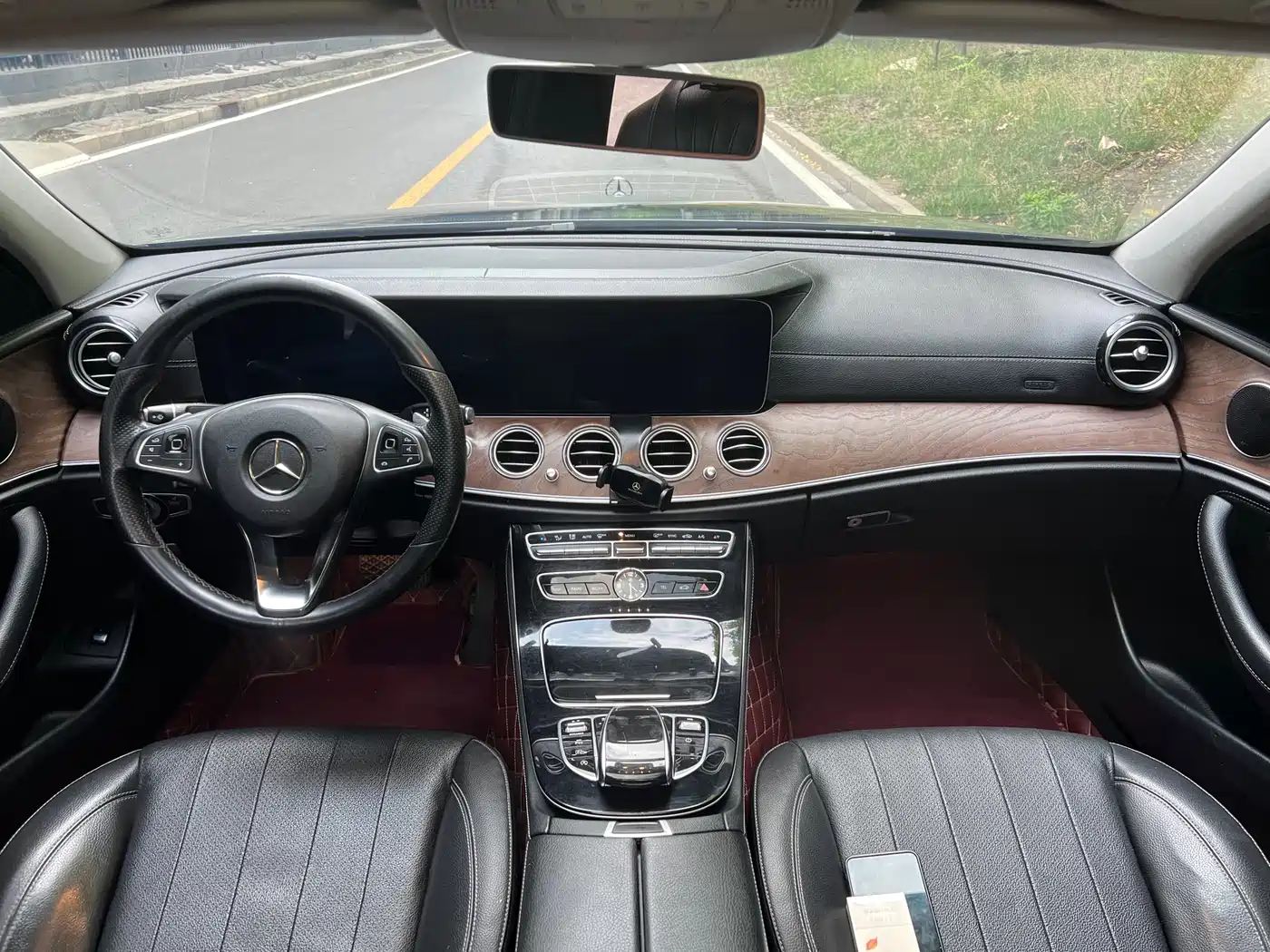 Mercedes-Benz E-Class 2016 E 300 L Fashion Type фото 5