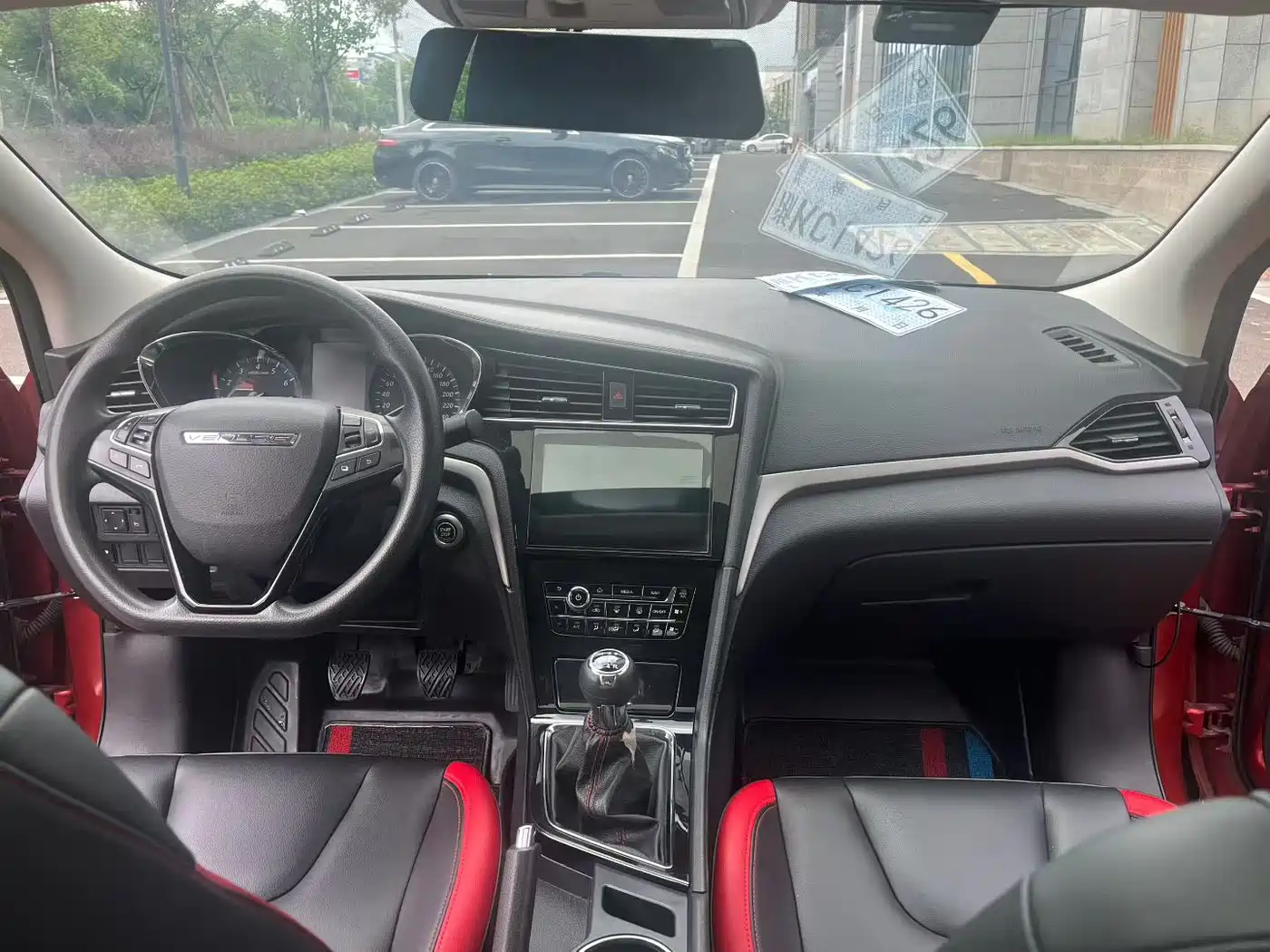 Venucia D60 2018 2018 1.6L Manual Smart Elite Edition