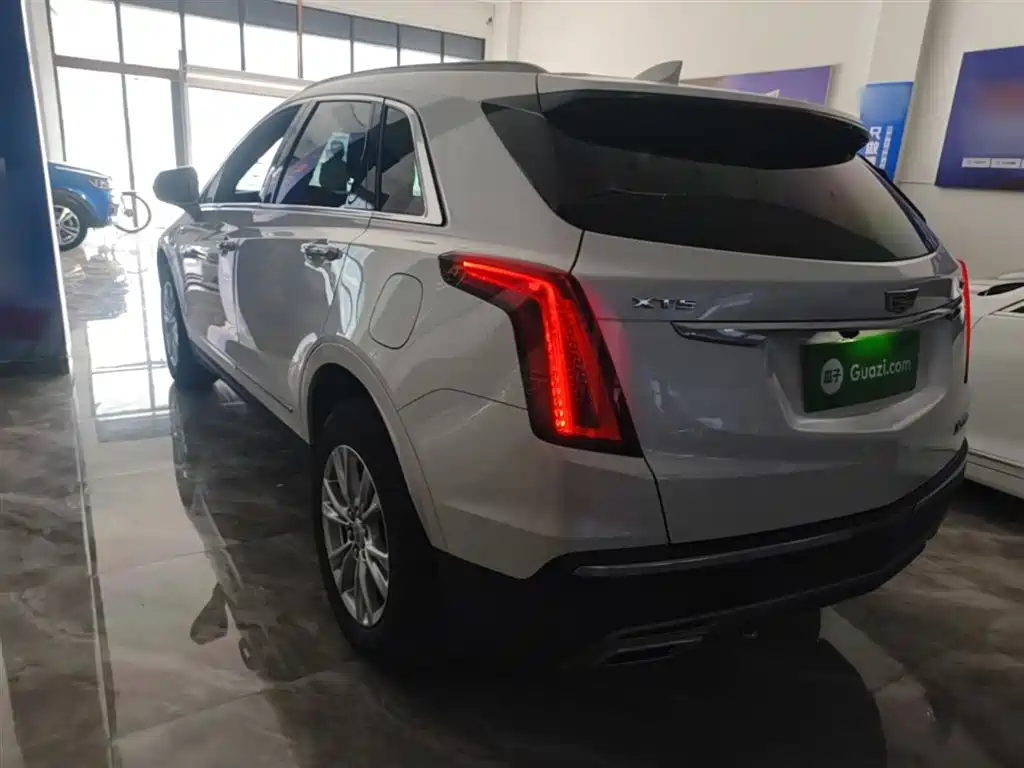 Cadillac XT5 2024 2.0T FWD Fashion Edition фото 5