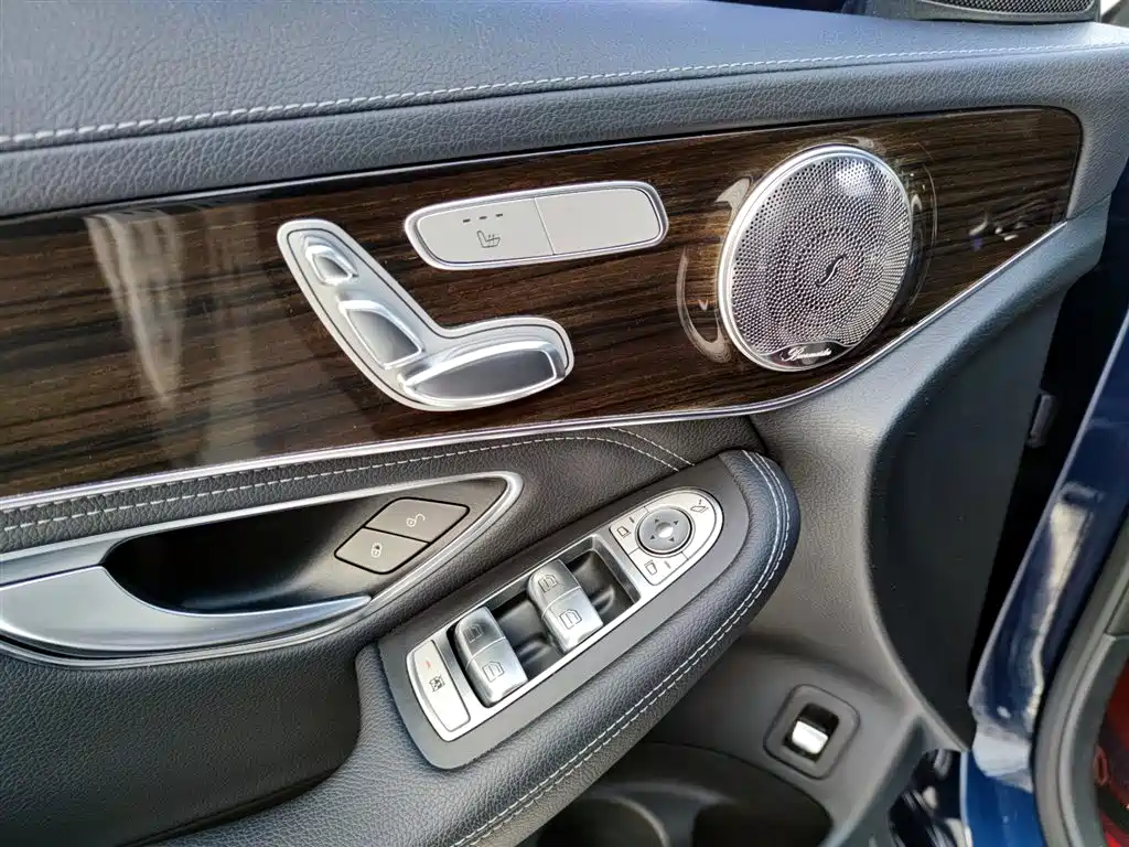 Mercedes-Benz GLC 2016 GLC 260 4MATIC Dynamic фото 15