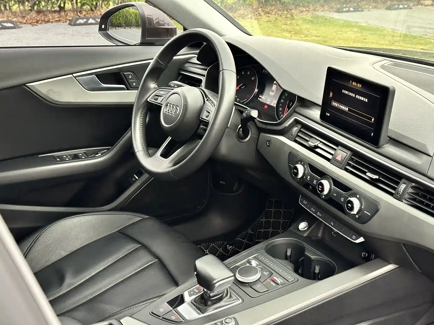 Audi A4L 2019 40 TFSI Progressive (China VI) фото 18