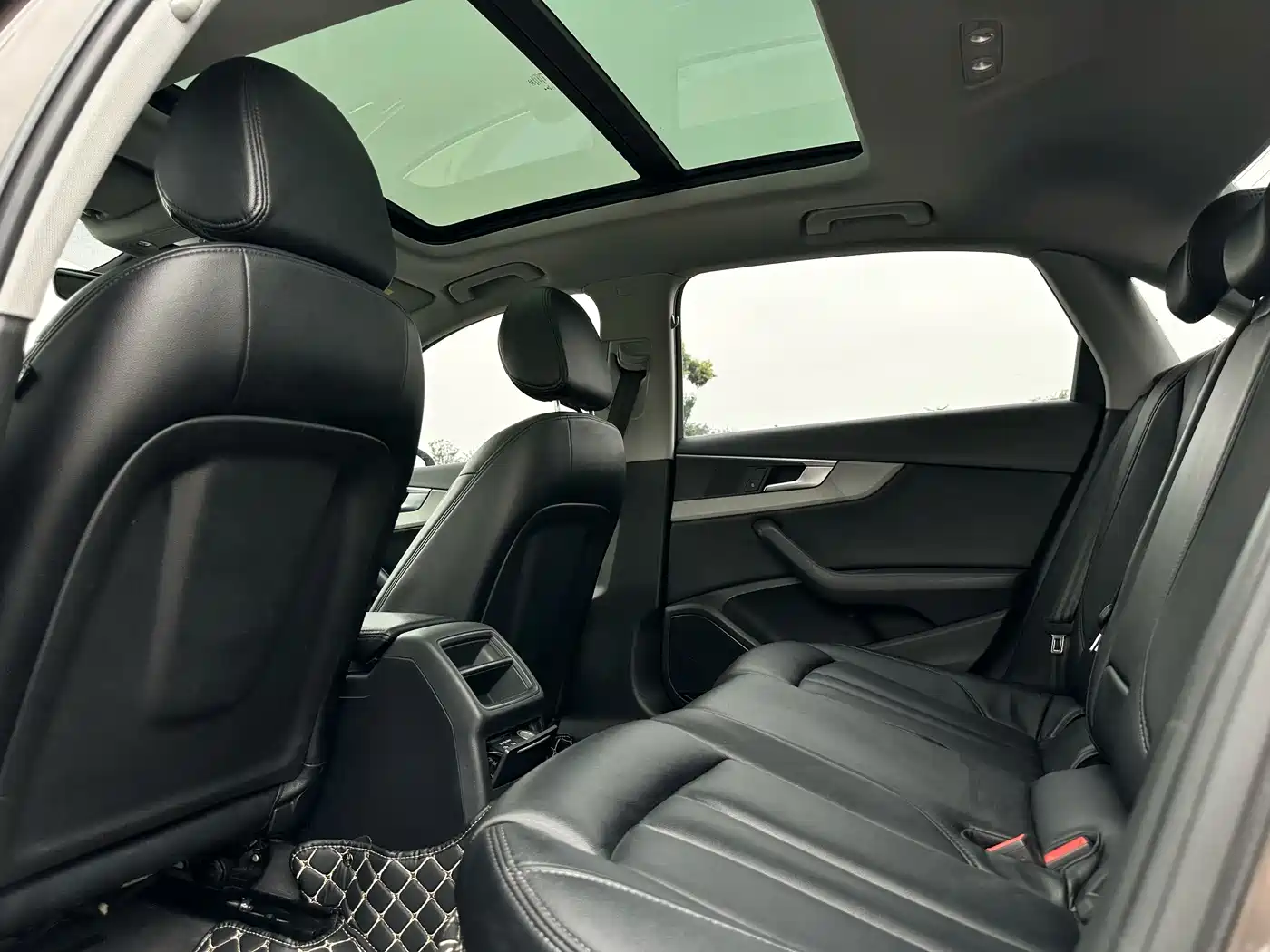 Audi A4L 2019 40 TFSI Progressive (China VI) фото 12