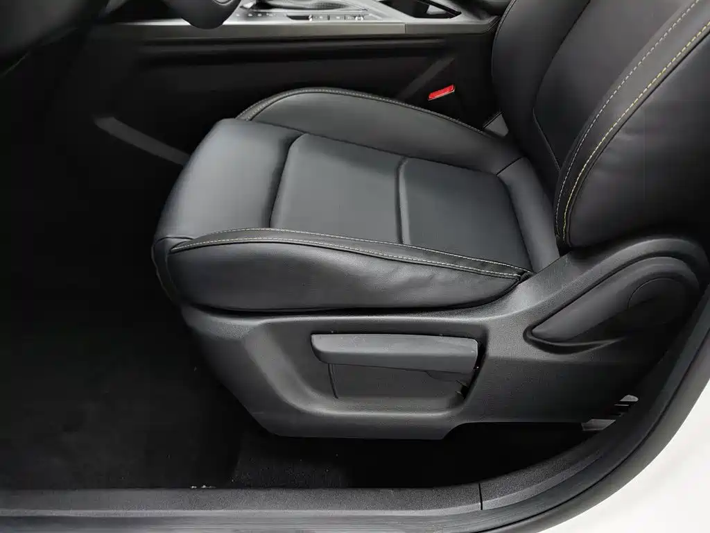Changan Oshan X5 PLUS 2024 2023 Facelift 1.5T DCT Pioneer